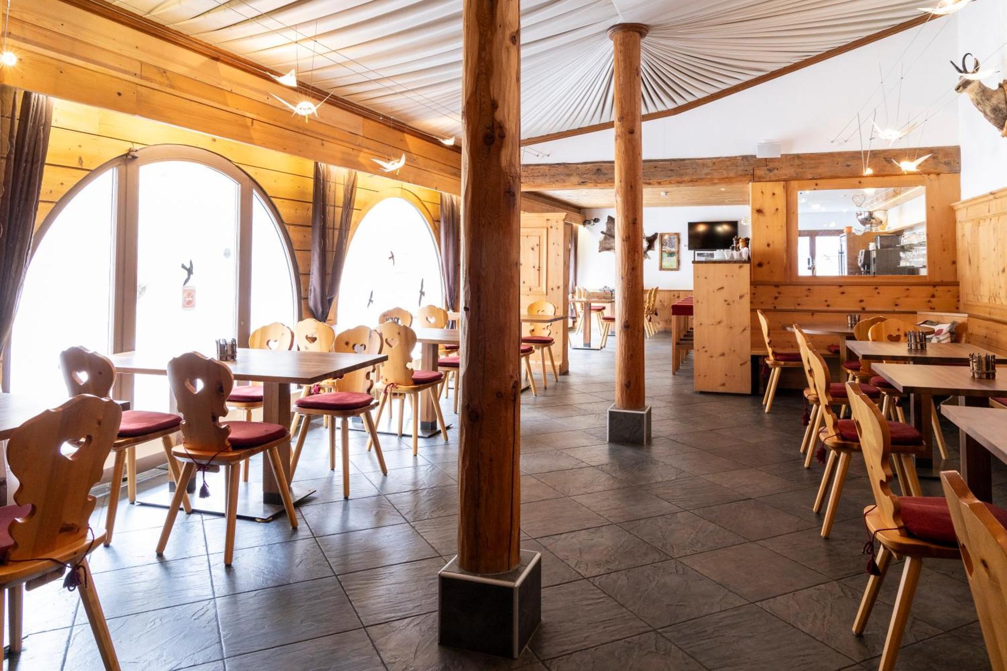 Hotel Chesa Grischa Sils Baselgia Extérieur photo